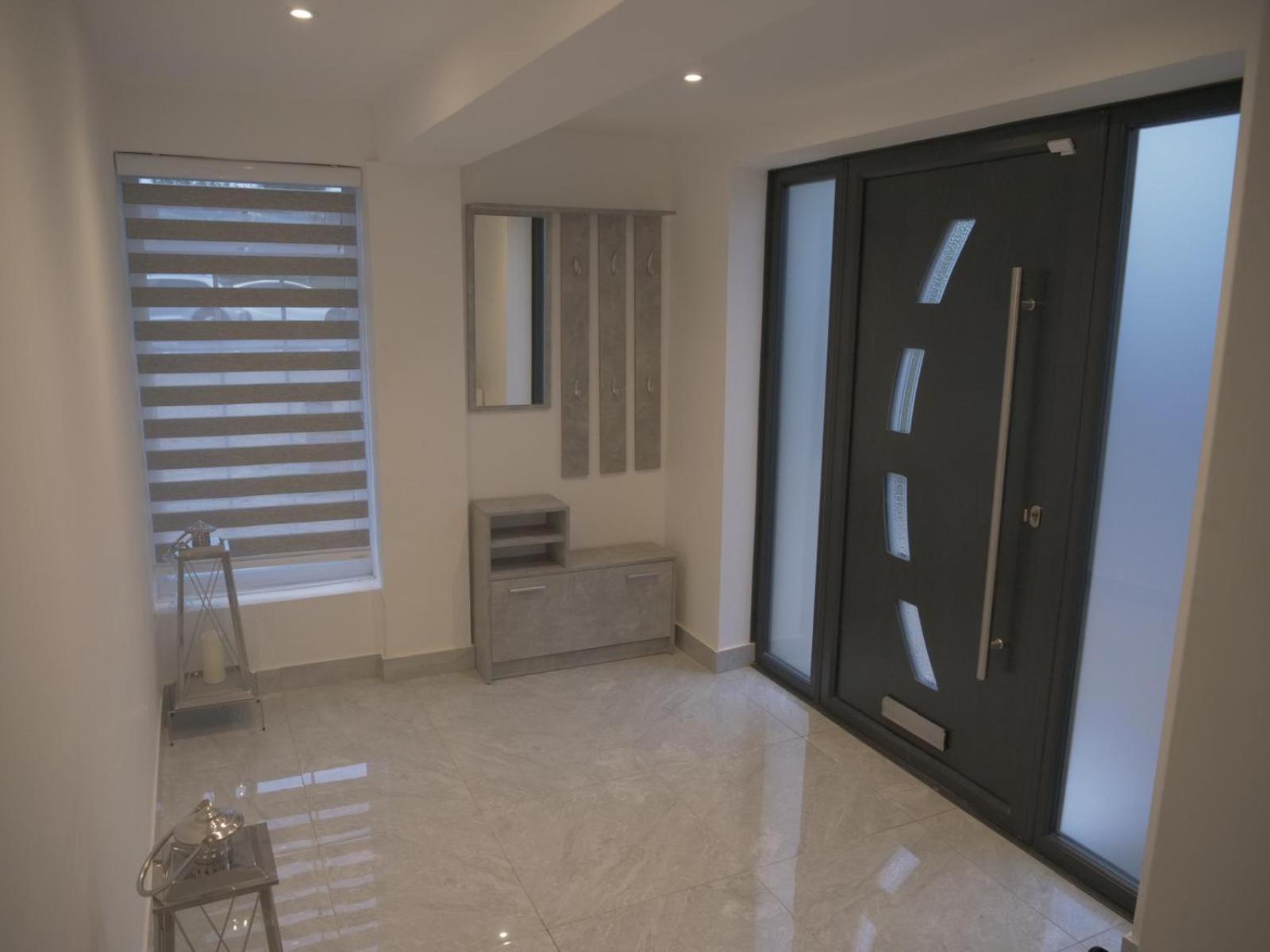 Apartment Modern House In Greater London *